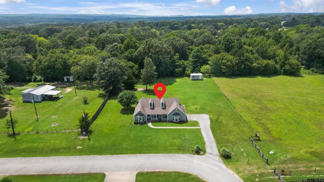 201 COUNTY ROAD 3821, Troup, TX 75789