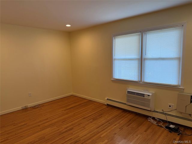 149-14 21 Avenue 1, Whitestone, NY 11357