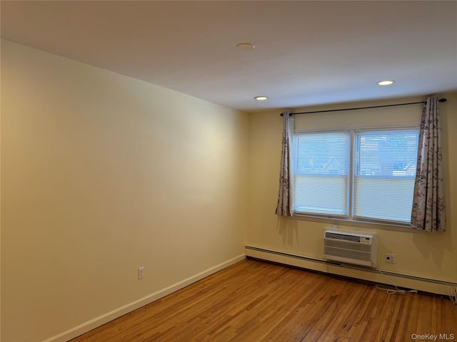 149-14 21 Avenue 1, Whitestone, NY 11357