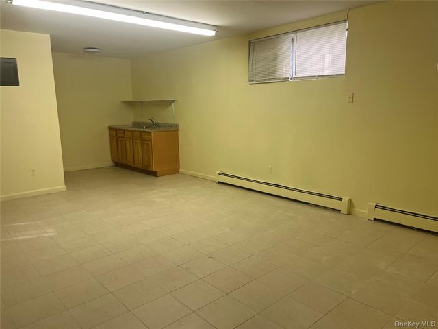 149-14 21 Avenue 1, Whitestone, NY 11357