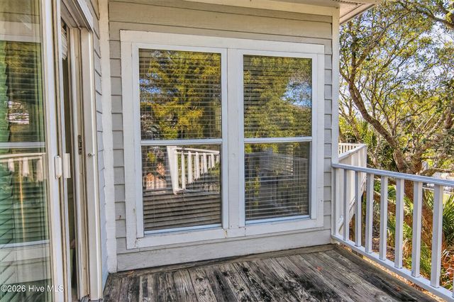 6 Spikerush Court, Bald Head Island, NC 28461