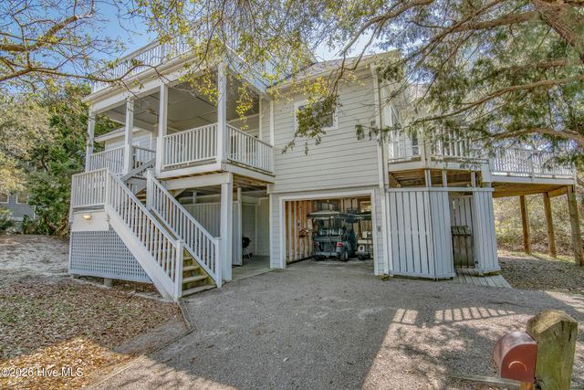 6 Spikerush Court, Bald Head Island, NC 28461