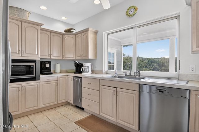 6 Spikerush Court, Bald Head Island, NC 28461