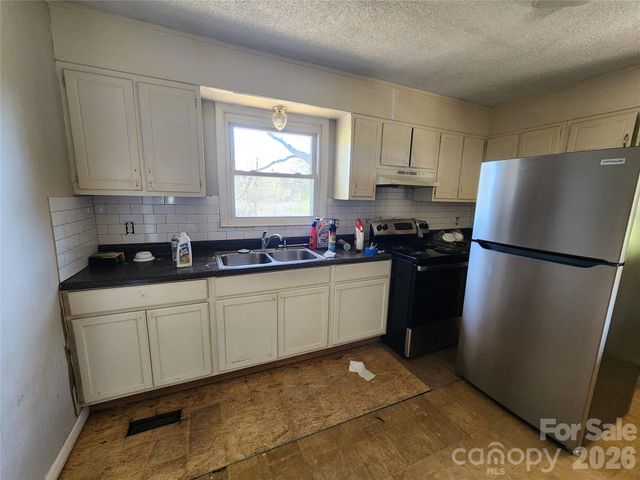 2920 Glendale Avenue, Kannapolis, NC 28081