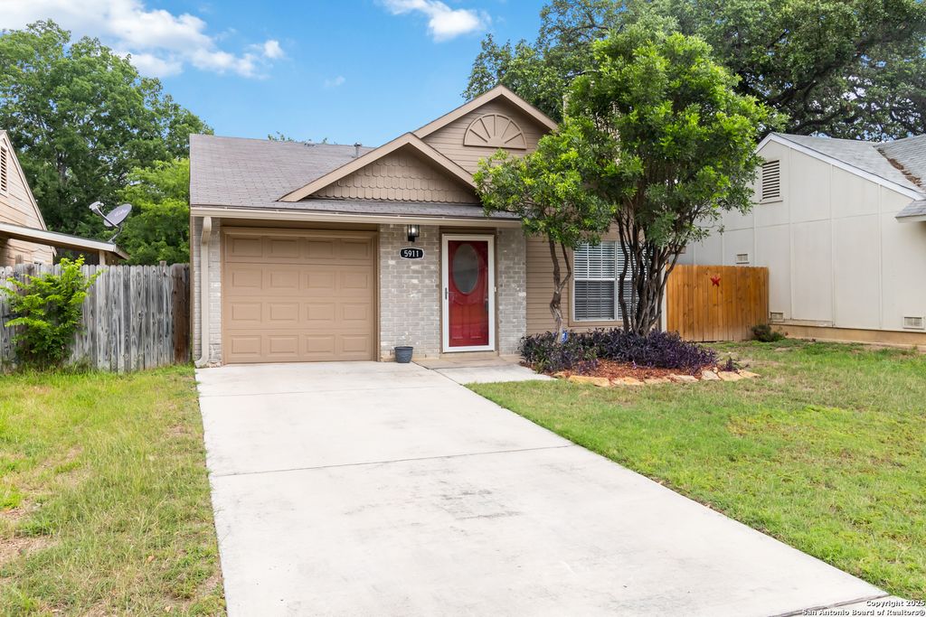 5911 Misty Glen, San Antonio, TX 78247