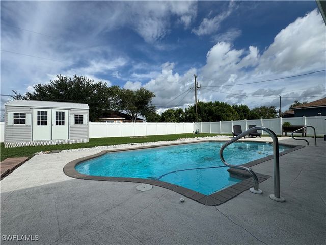 2123 NE 15th AVE, Cape Coral, FL 33909