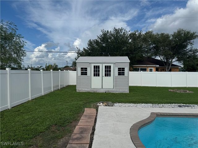 2123 NE 15th AVE, Cape Coral, FL 33909