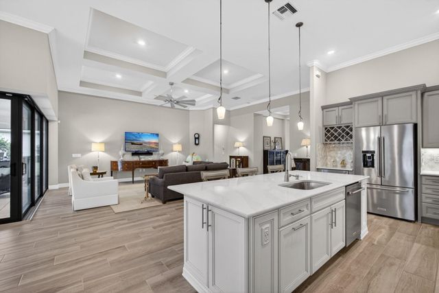9206 Balsamo Drive, Palm Beach Gardens, FL 33412