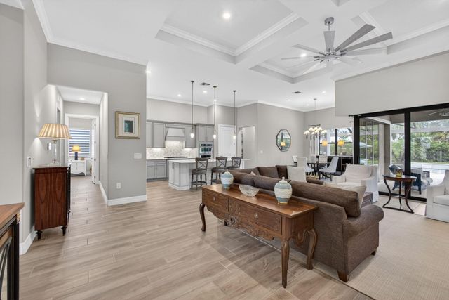 9206 Balsamo Drive, Palm Beach Gardens, FL 33412