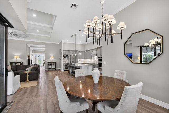 9206 Balsamo Drive, Palm Beach Gardens, FL 33412