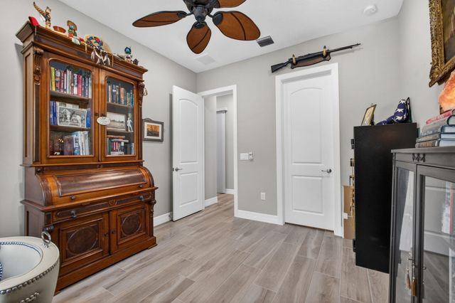 9206 Balsamo Drive, Palm Beach Gardens, FL 33412