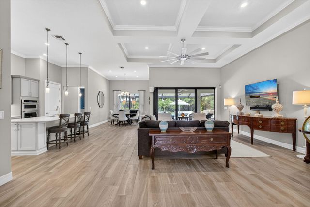 9206 Balsamo Drive, Palm Beach Gardens, FL 33412