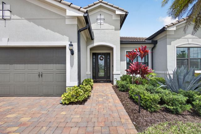 9206 Balsamo Drive, Palm Beach Gardens, FL 33412