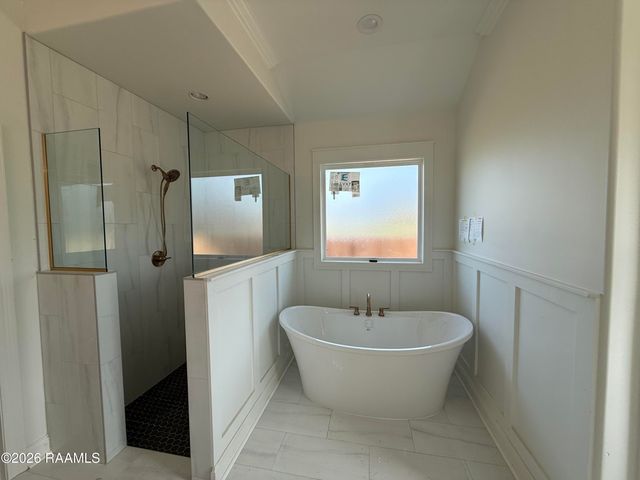 109 Meadow Walk Drive, Broussard, LA 70518