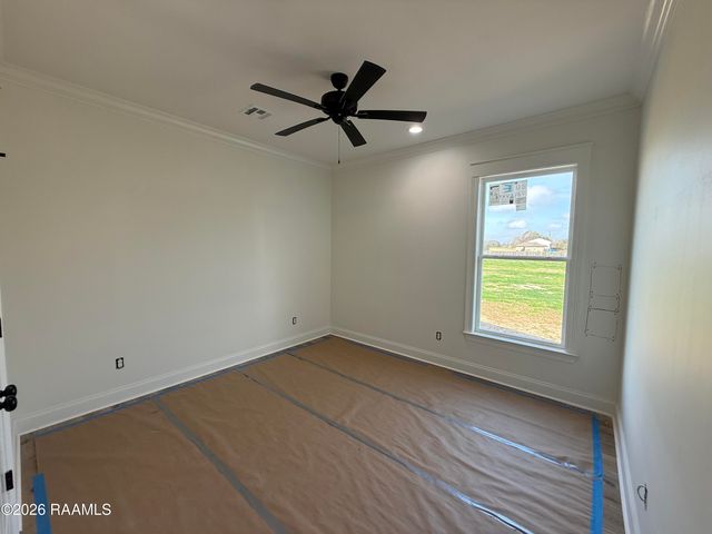 109 Meadow Walk Drive, Broussard, LA 70518