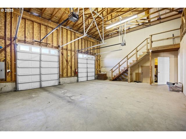 557 PLAT B Rd, Sutherlin, OR 97479