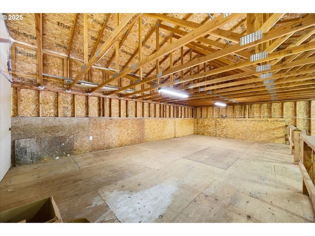 557 PLAT B Rd, Sutherlin, OR 97479