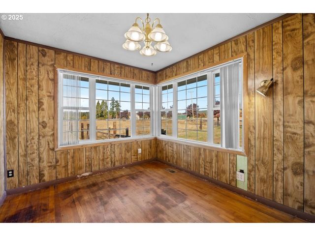 557 PLAT B Rd, Sutherlin, OR 97479