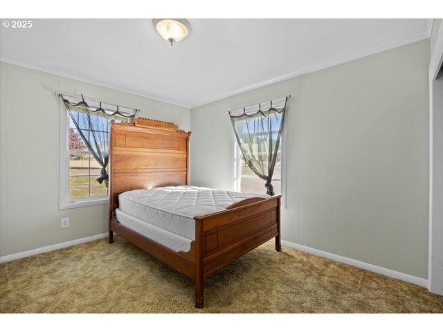 557 PLAT B Rd, Sutherlin, OR 97479