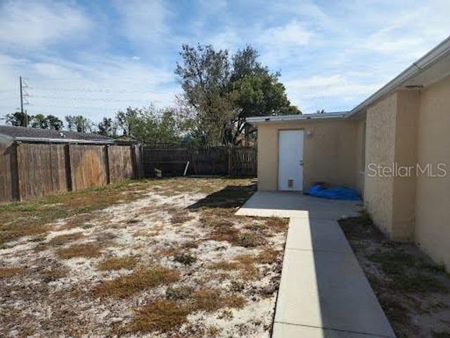 1024 SOLAR DRIVE, Holiday, FL 34691