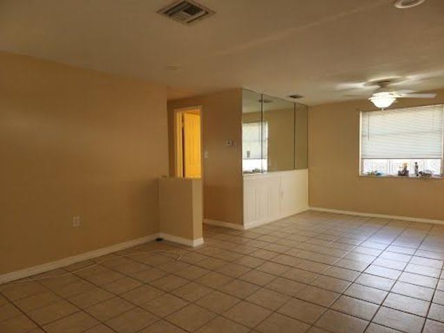 1024 SOLAR DRIVE, Holiday, FL 34691
