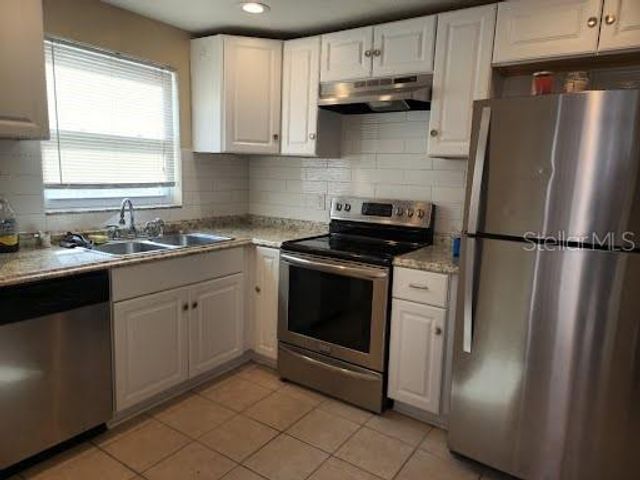 1024 SOLAR DRIVE, Holiday, FL 34691
