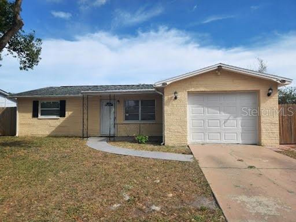 1024 SOLAR DRIVE, Holiday, FL 34691