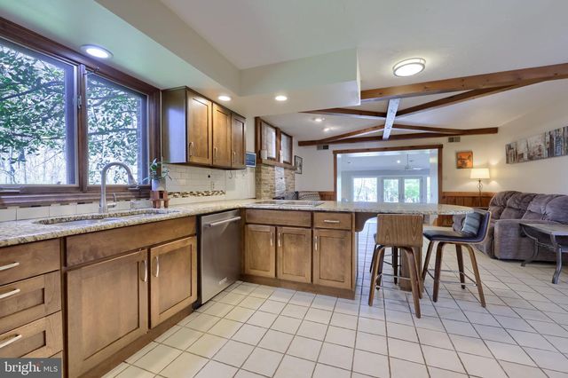 2211 ROCKY RIDGE CT, York, PA 17406