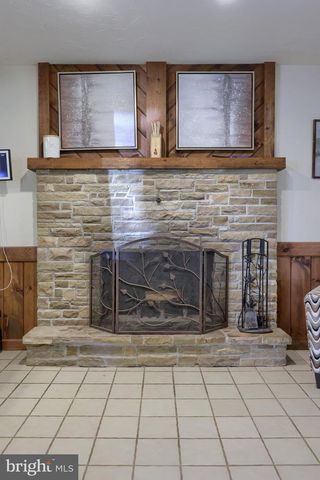 2211 ROCKY RIDGE CT, York, PA 17406