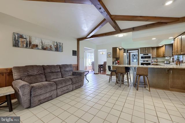 2211 ROCKY RIDGE CT, York, PA 17406