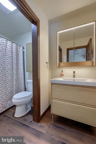 2211 ROCKY RIDGE CT, York, PA 17406