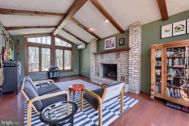 2211 ROCKY RIDGE CT, York, PA 17406