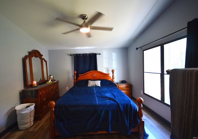 20510 W 8th Road, Plymouth, IN 46563