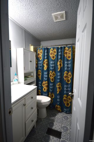 20510 W 8th Road, Plymouth, IN 46563