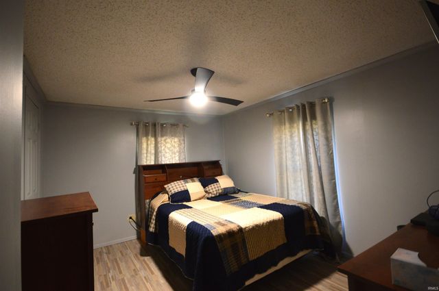 20510 W 8th Road, Plymouth, IN 46563