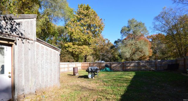 20510 W 8th Road, Plymouth, IN 46563