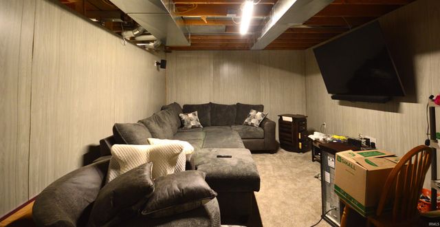 20510 W 8th Road, Plymouth, IN 46563