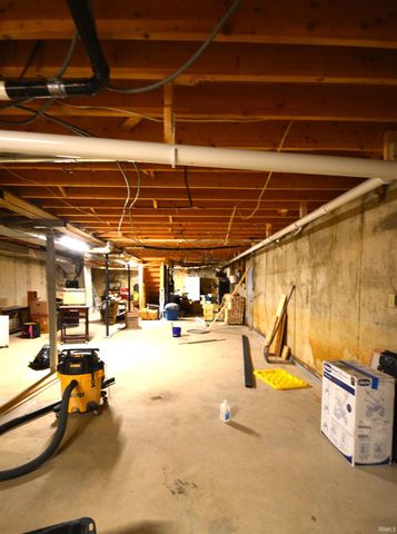 20510 W 8th Road, Plymouth, IN 46563