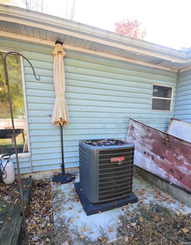 20510 W 8th Road, Plymouth, IN 46563