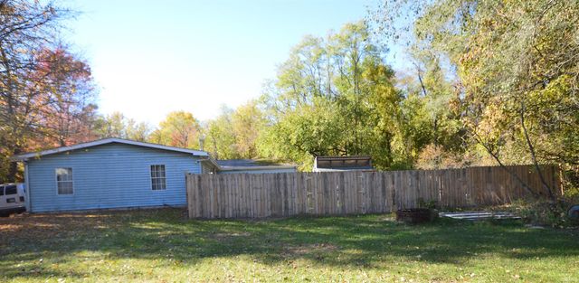 20510 W 8th Road, Plymouth, IN 46563