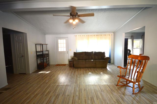 20510 W 8th Road, Plymouth, IN 46563