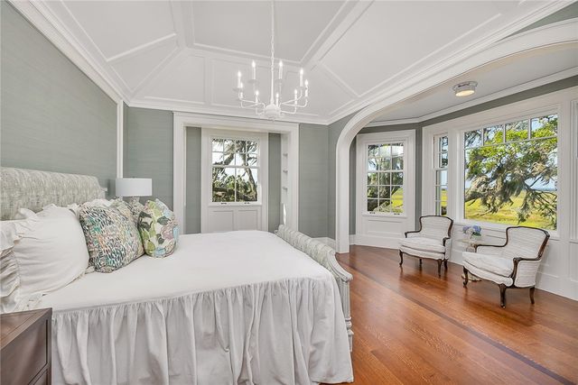 144 Point Lane, St Simons Island, GA 31522