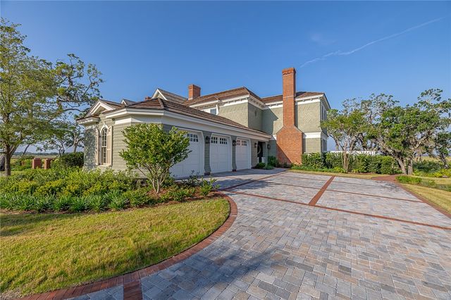 144 Point Lane, St Simons Island, GA 31522