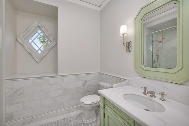 144 Point Lane, St Simons Island, GA 31522