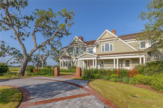 144 Point Lane, St Simons Island, GA 31522