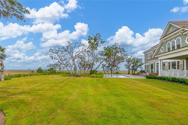 144 Point Lane, St Simons Island, GA 31522