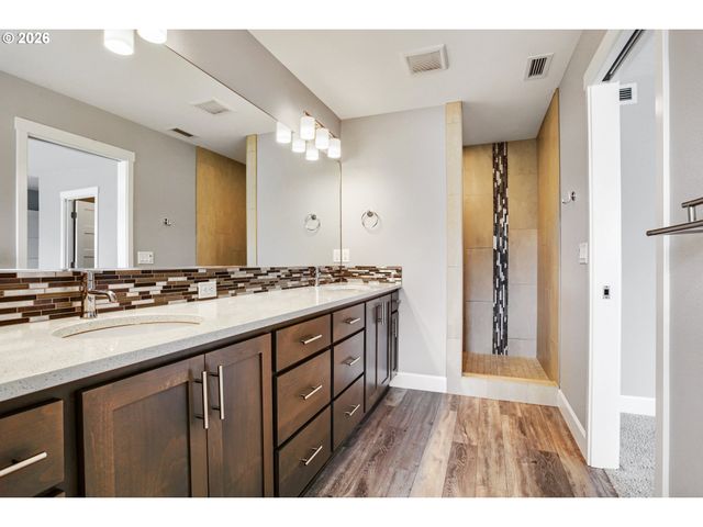 5210 Ne 133RD St, Vancouver, WA 98686