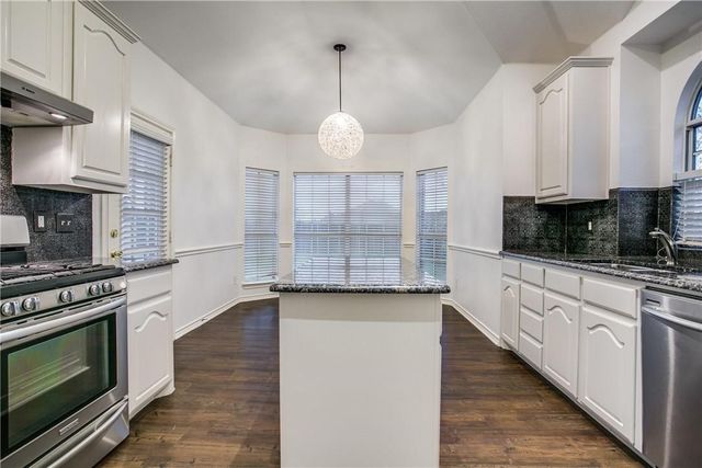 2105 Cardinal Drive, Forney, TX 75126