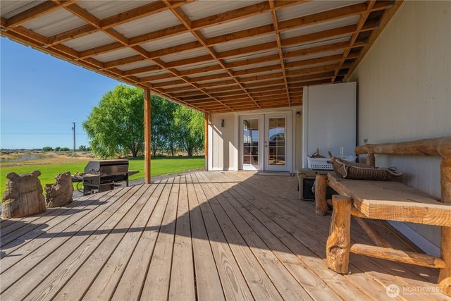 4820 NE 7.5 Road, Moses Lake, WA 98837