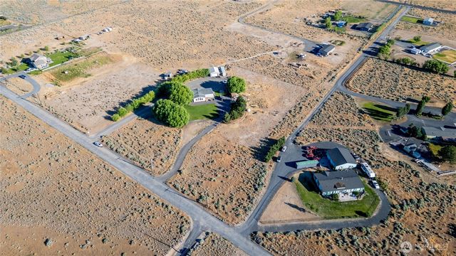 4820 NE 7.5 Road, Moses Lake, WA 98837